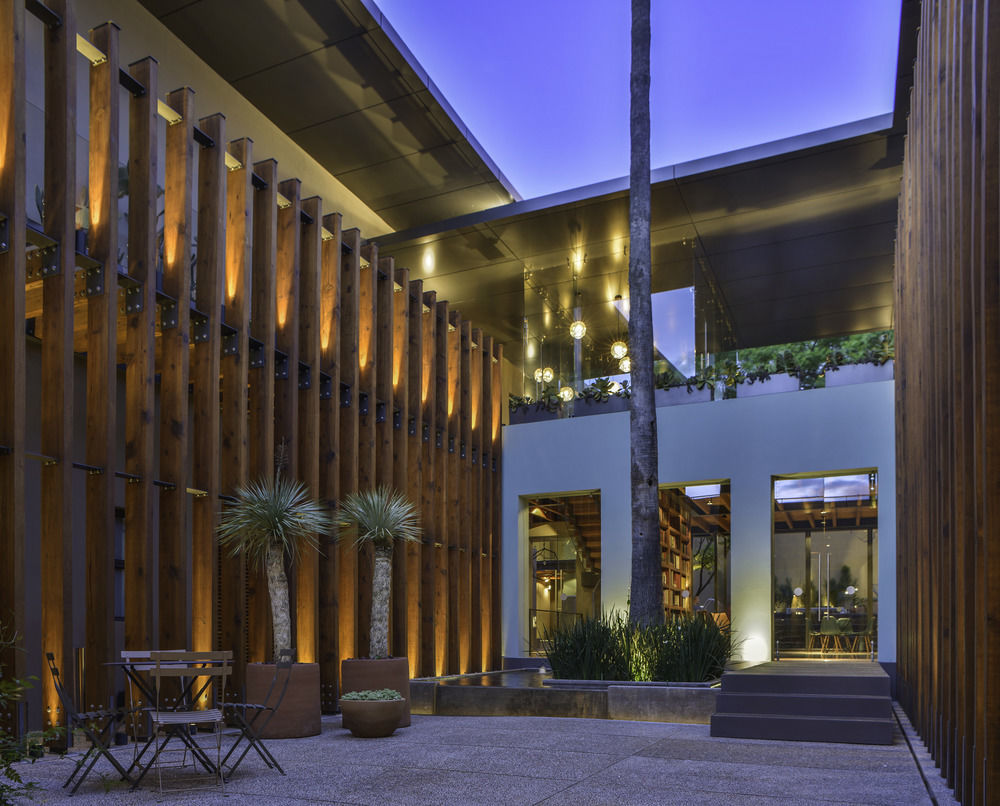 Hotel Criol Querétaro Exteriér fotografie The interior of the hotel